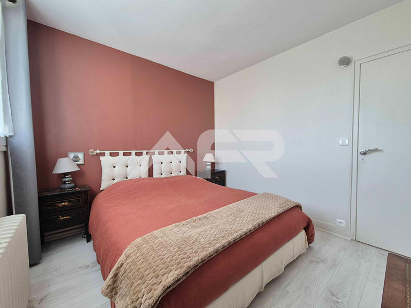 Maison - 95 m² - 6 pièces