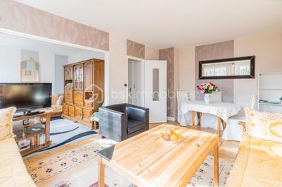 Appartement - 79 m² - 5 pièces