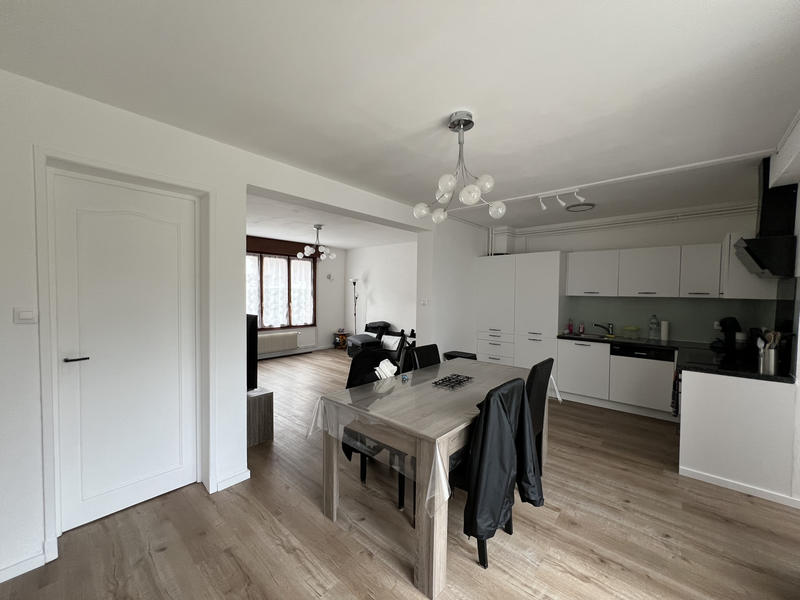 Maison - 87 m² - 4 pièces