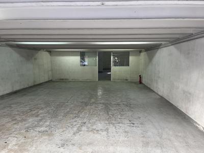 Atelier d'activités - 215 m²
