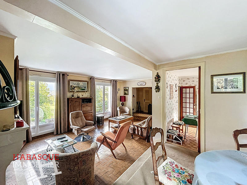 Maison - 145 m² - 7 pièces