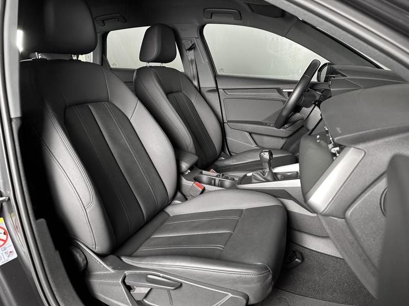 Audi A3 Sportback 35 Tfsi 150ch Virtual Cockpit Cuir Chauff Regul Acc Carplay Full Led Park Assist