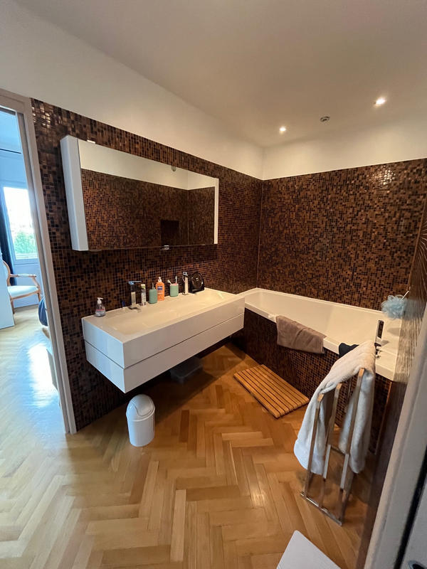 Appartement - 108 m² - 4 pièces