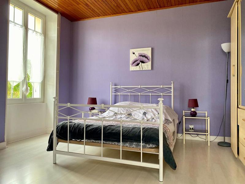 Maison - 240 m² - 6 pièces