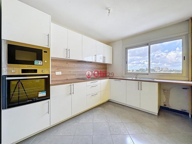 Appartement - 119 m² - 6 pièces