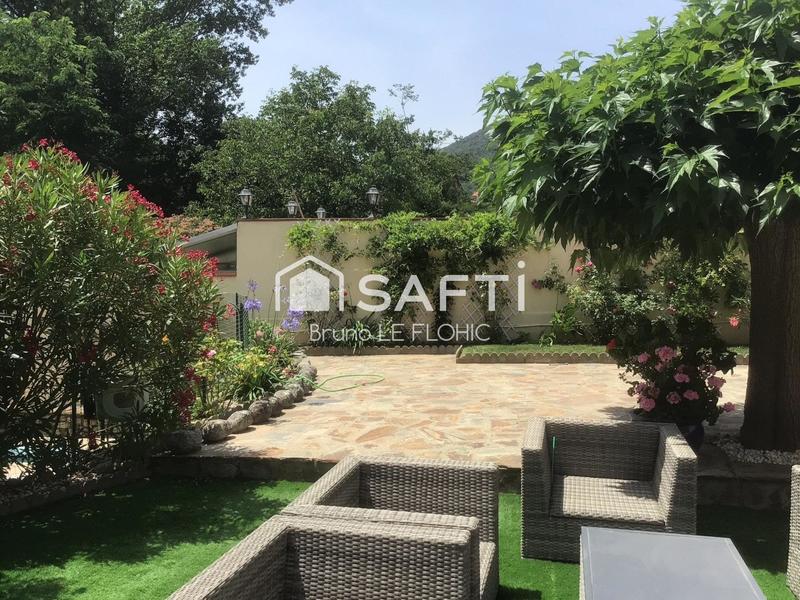 Maison - 177 m² - 6 pièces