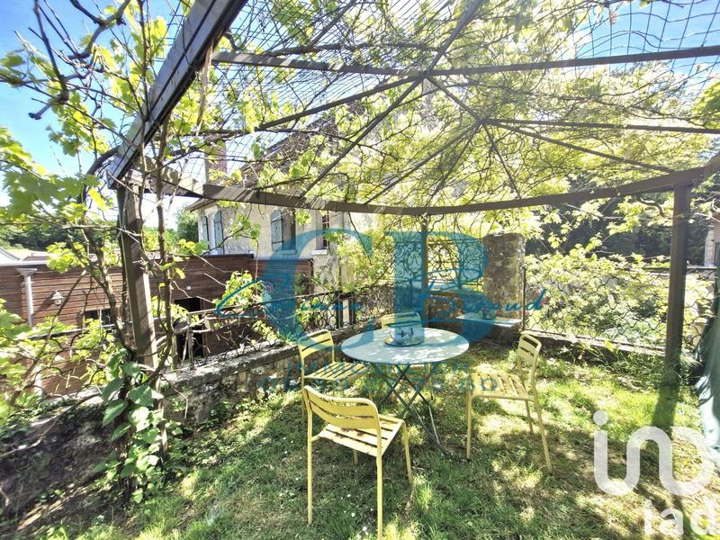 Maison - 141 m² - 7 pièces