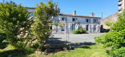 Maison ancienne - 185 m² - 6 pièces