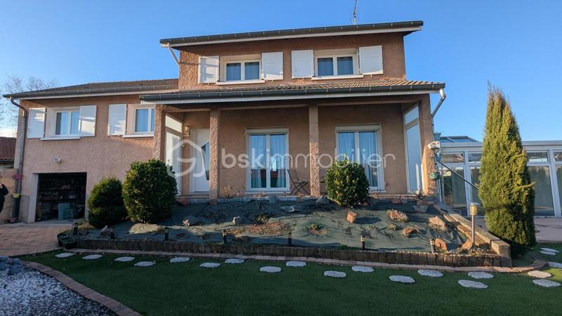 Villa - 135 m² - 8 pièces