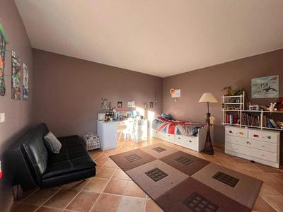 Villa - 241 m² - 7 pièces