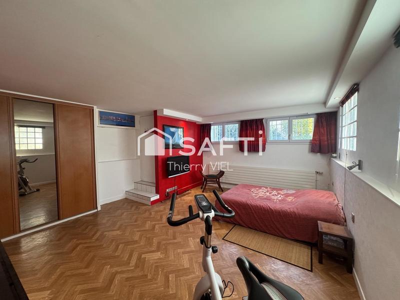 Maison - 150 m² - 5 pièces