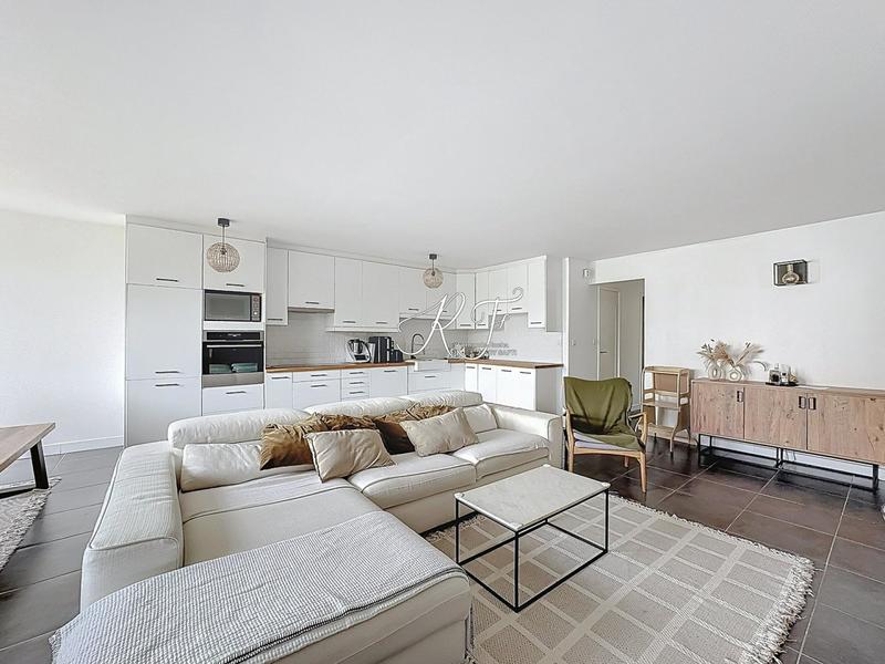 Appartement - 88 m² - 5 pièces