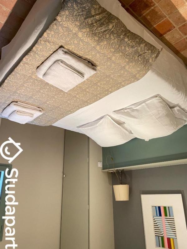 Chambre - 10 m² - 1 pièce