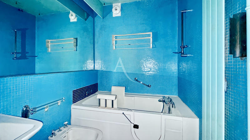 Appartement - 98 m² - 4 pièces