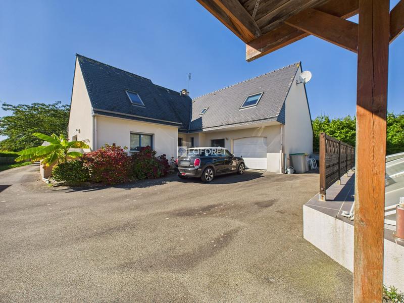 Maison contemporaine - 163 m² - 7 pièces