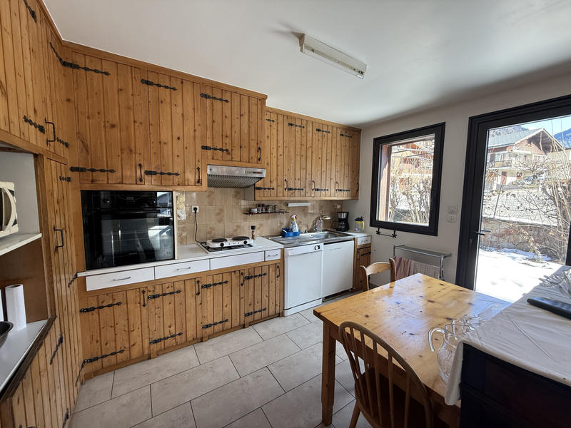 Maison - 233 m² - 9 pièces