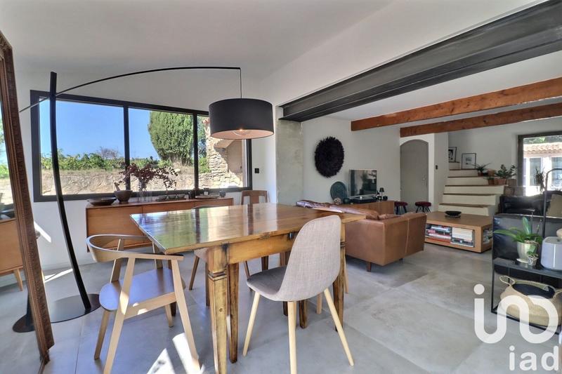 Maison - 222 m² - 8 pièces