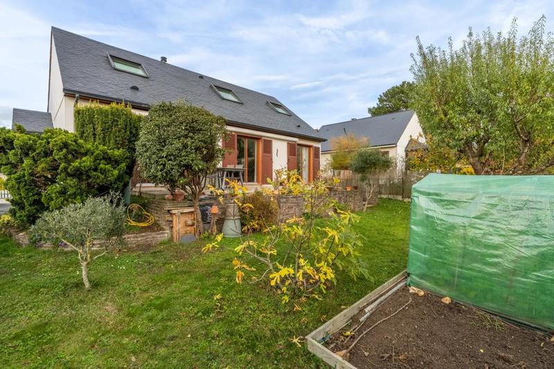 Maison - 120 m² - 5 pièces