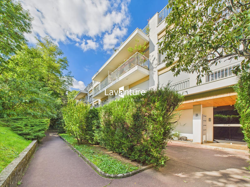 Appartement - 83 m² - 4 pièces