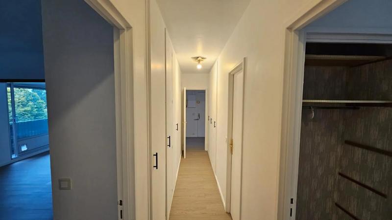 Appartement - 92 m² - 5 pièces