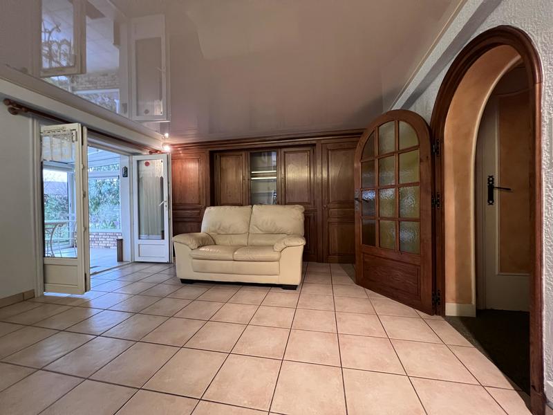 Maison traditionnelle - 120 m² - 10 pièces