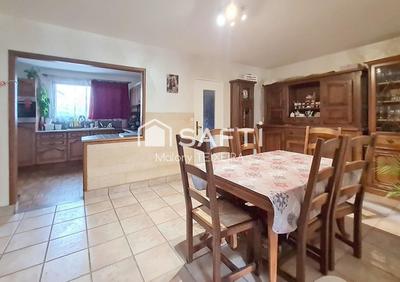 Maison - 135 m² - 6 pièces