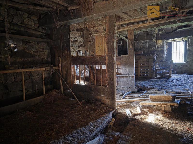 Maison ancienne - 295 m² - 1 pièce