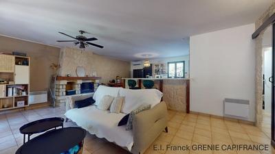 Maison - 97 m² - 5 pièces