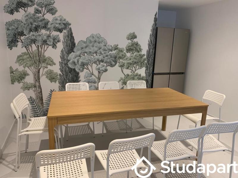 Chambre - 21 m² - 1 pièce