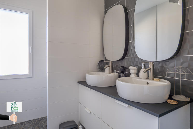 Maison - 106 m² - 4 pièces