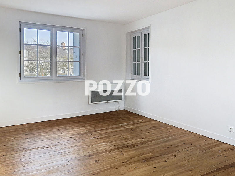 Maison - 104 m² - 5 pièces