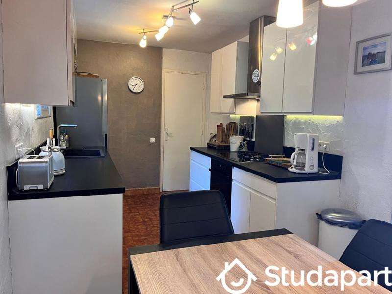 Chambre - 12 m² - 1 pièce