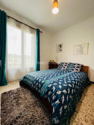 Appartement - 95 m² - 4 pièces