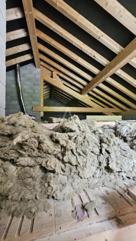 Maison - 99 m² - 2 pièces