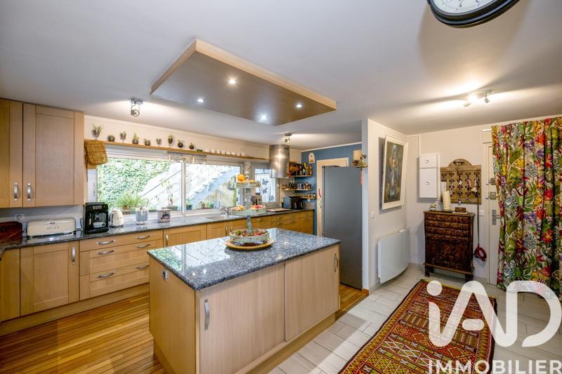 Appartement - 137 m² - 5 pièces