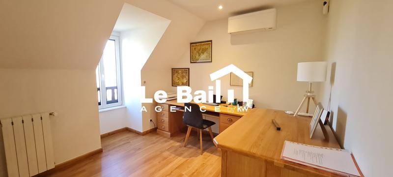 Maison - 115 m² - 6 pièces