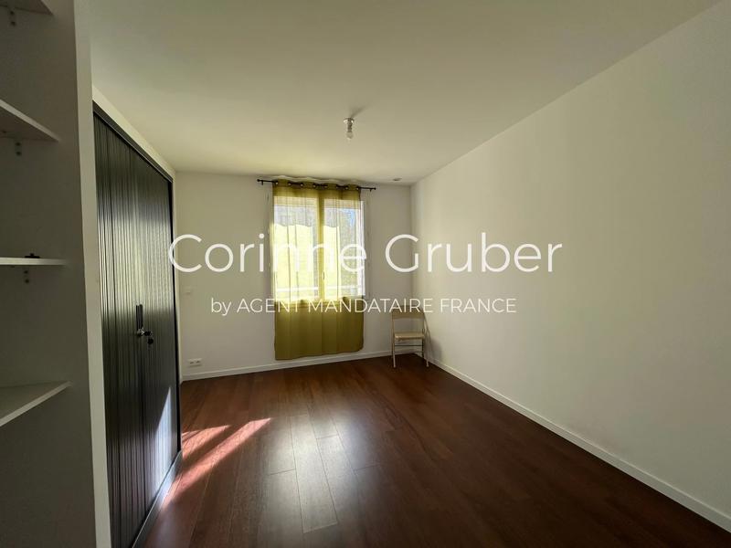 Appartement - 133 m² - 7 pièces