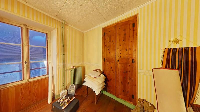 Maison - 200 m² - 7 pièces