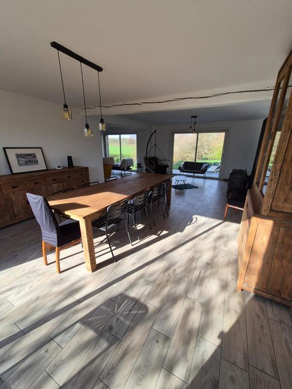 Maison - 400 m² - 5 pièces