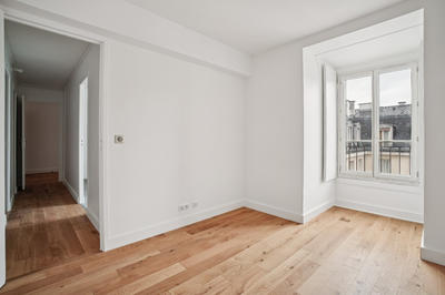 Appartement - 81 m² - 3 pièces