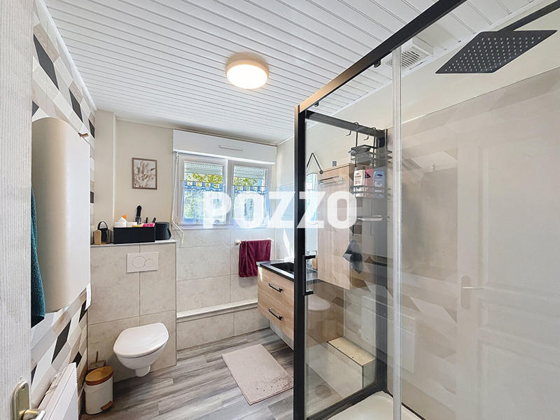 Maison - 105 m² - 6 pièces