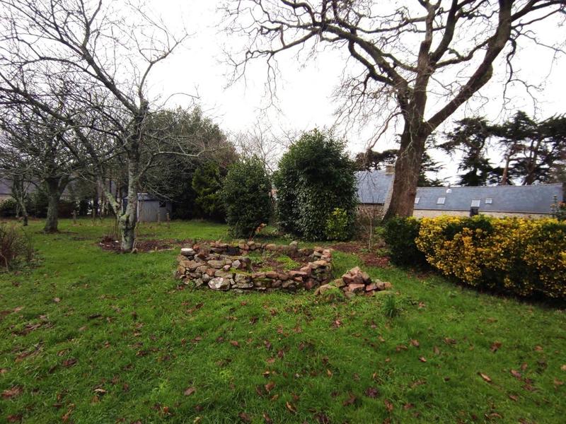 Maison - 300 m² - 10 pièces