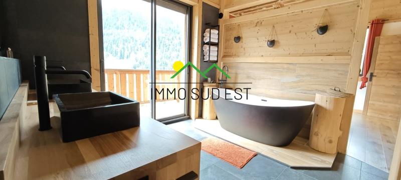 Châlet - 178 m² - 5 pièces