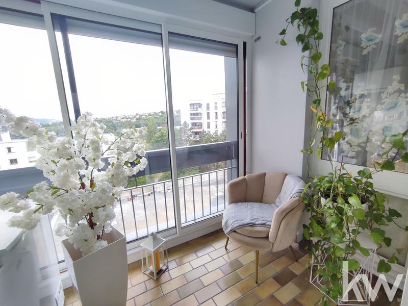 Appartement - 75 m² - 4 pièces