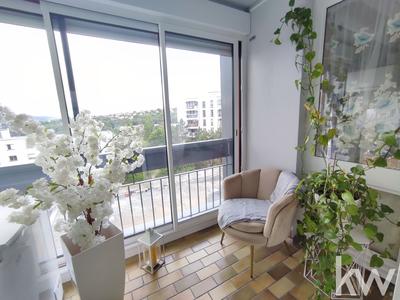 Appartement - 75 m² - 4 pièces