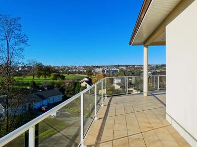 Appartement - 110 m² - 5 pièces