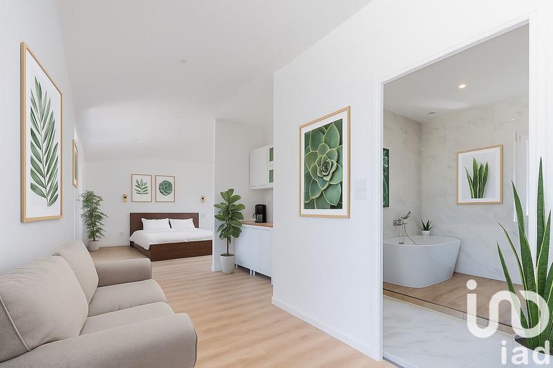 Maison - 216 m² - 7 pièces