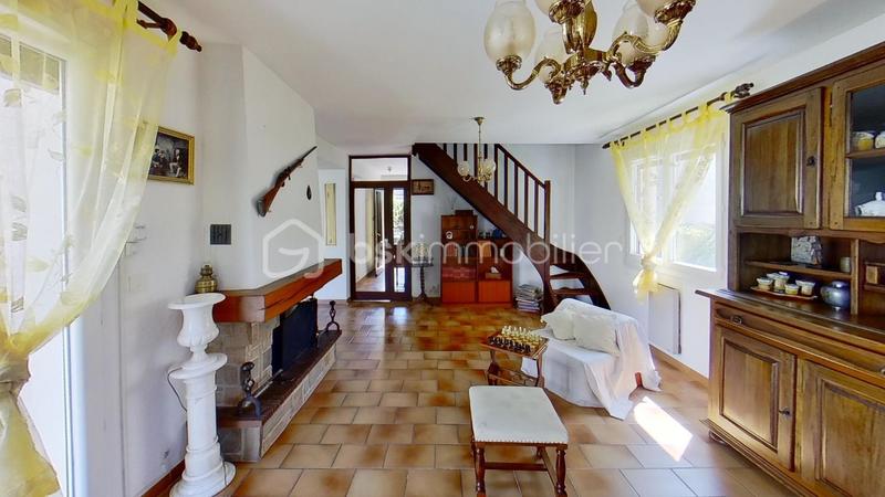 Maison - 127 m² - 7 pièces