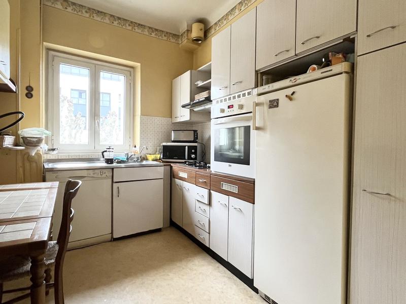 Appartement - 110 m² - 6 pièces