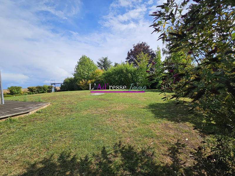 Villa - 246 m² - 15 pièces